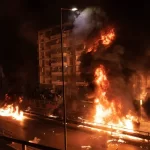 Polis binlerce kaçak havai fişek ele geçirirken bir çocuk yaralandı