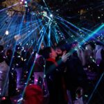 Pedion tou Areos parkında göz kamaştırıcı bir ışık gösterisi sergileniyor